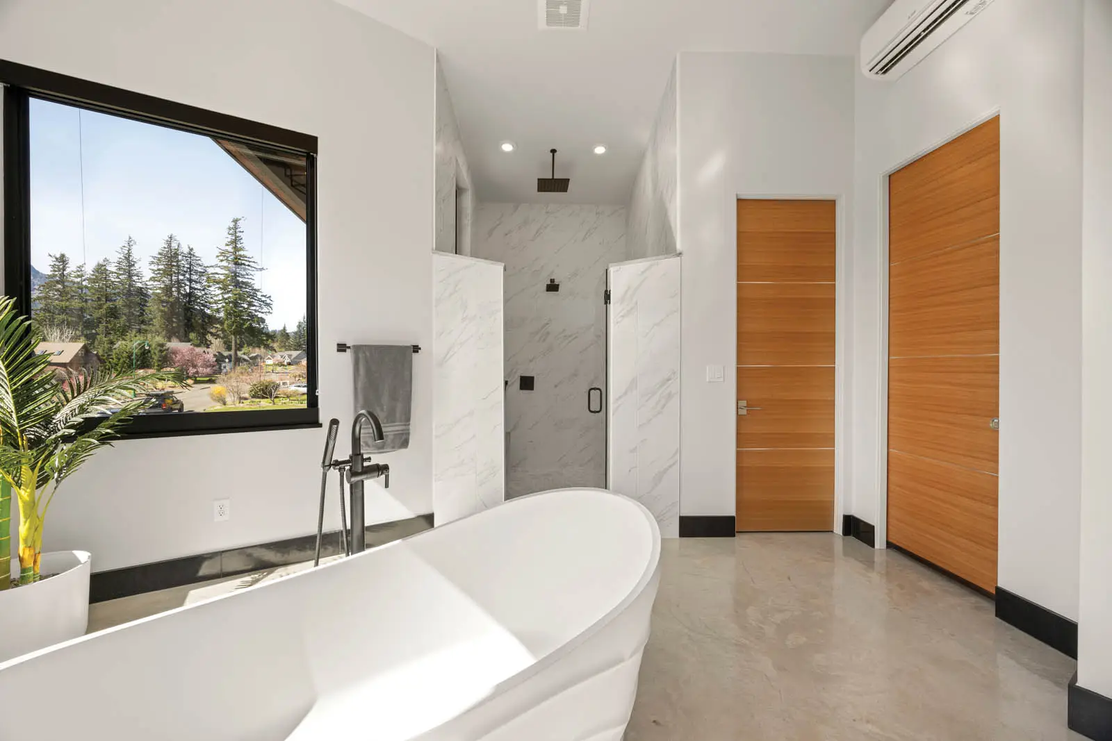 080-725 NW Angel Heights Rd 98648-80